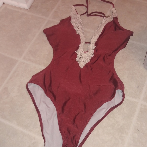 Maroon Medium swim one piece 💕 - Picture 1 of 4